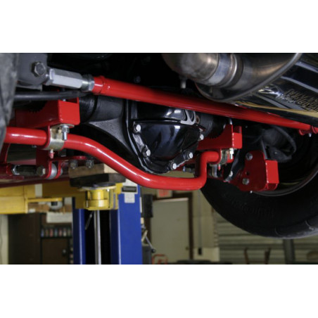 UMI Rear Drag Sway Bar, 3-1/4 Inch Axle Tubes, Red