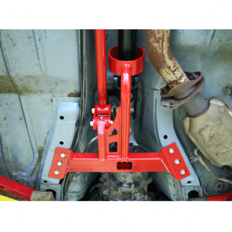 UMI Tunnel Mounted Torque Arm w/ Driveshaft Loop, TH400 Short Tail - Red