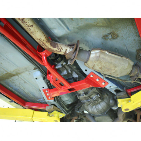 UMI Tunnel Mounted Torque Arm w/ Driveshaft Loop, TH400 Short Tail - Red