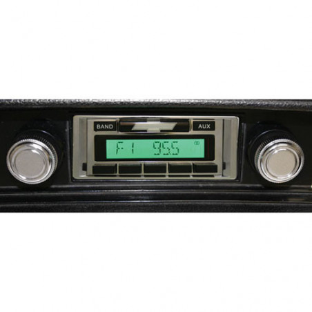 Custom AutoSound USA-230 AM/FM Stereo 200 Watts Chrome