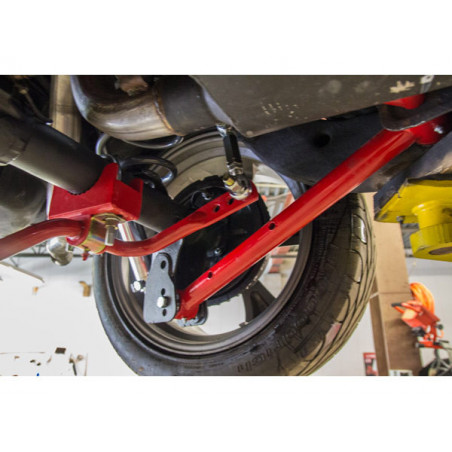 GM A-Body UMI 1 Inch Tubular Rear Sway Bar, 3 Inch Rear End Housing, Chassis Mounted, Red
