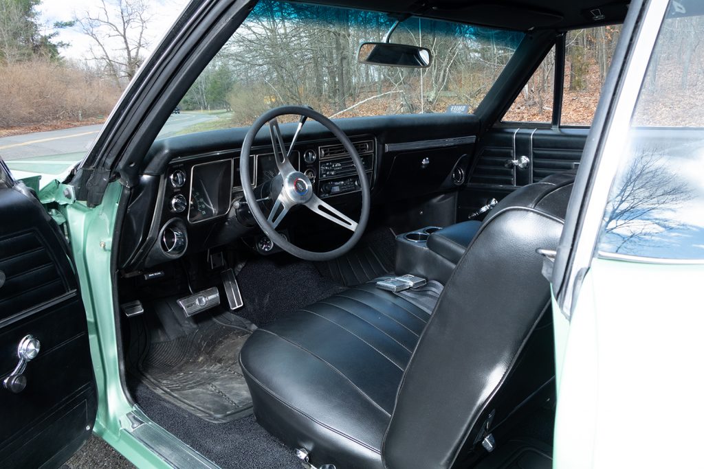 Inside Chevelle Car Photos