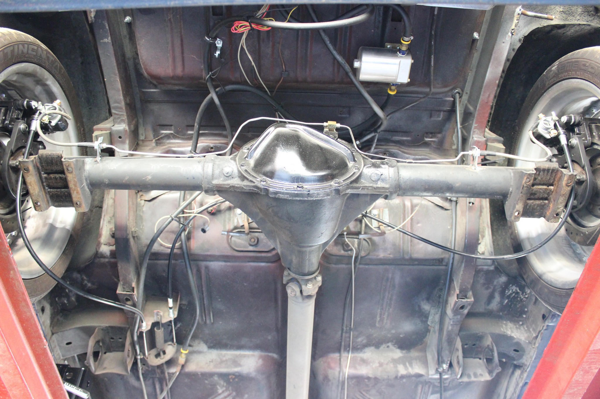 How to Convert From Leaf Springs to Four Link Ground Up Motors